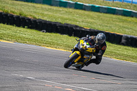 anglesey-no-limits-trackday;anglesey-photographs;anglesey-trackday-photographs;enduro-digital-images;event-digital-images;eventdigitalimages;no-limits-trackdays;peter-wileman-photography;racing-digital-images;trac-mon;trackday-digital-images;trackday-photos;ty-croes